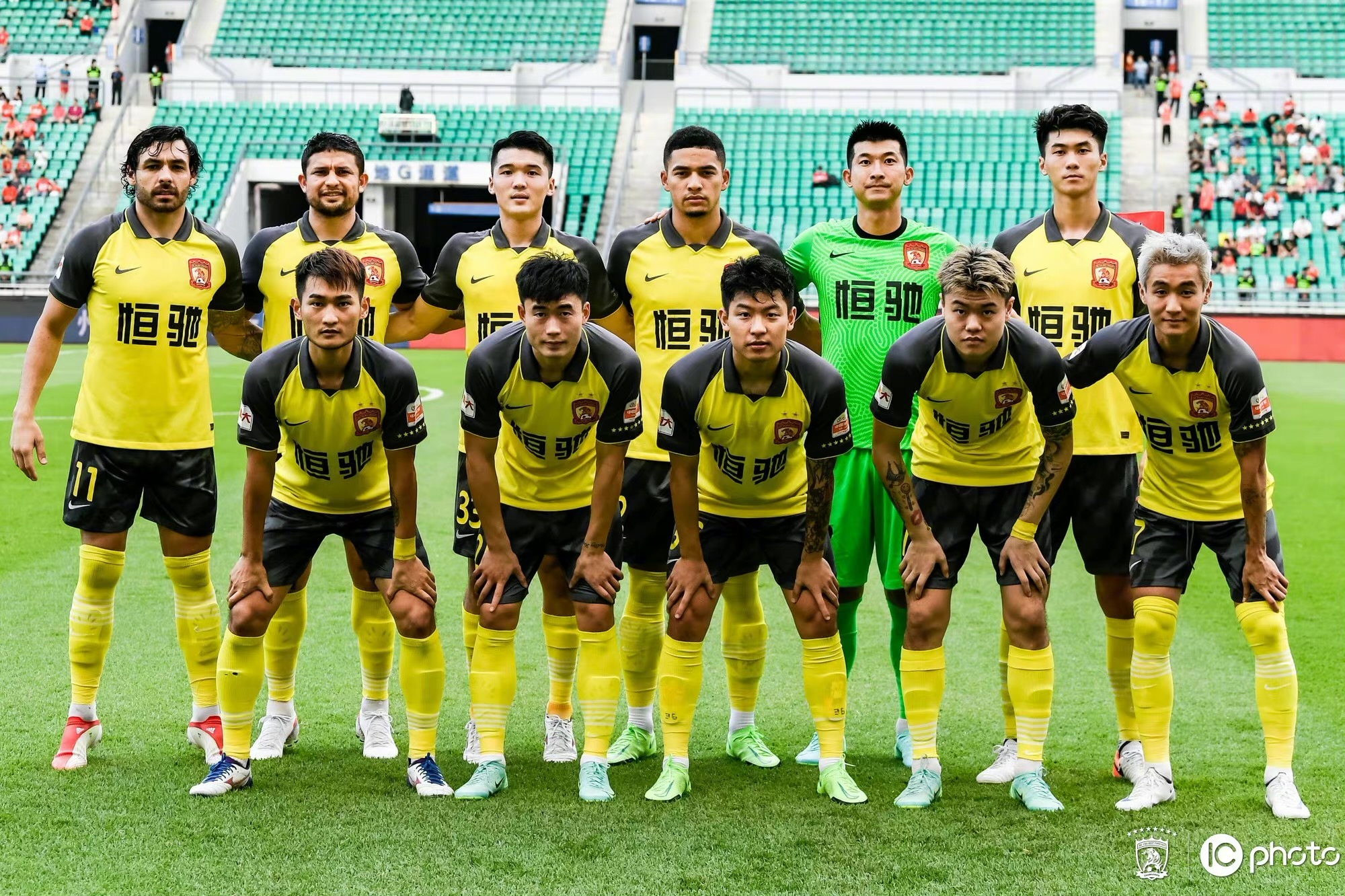 合理轮换，球队冷静应对对手策略
